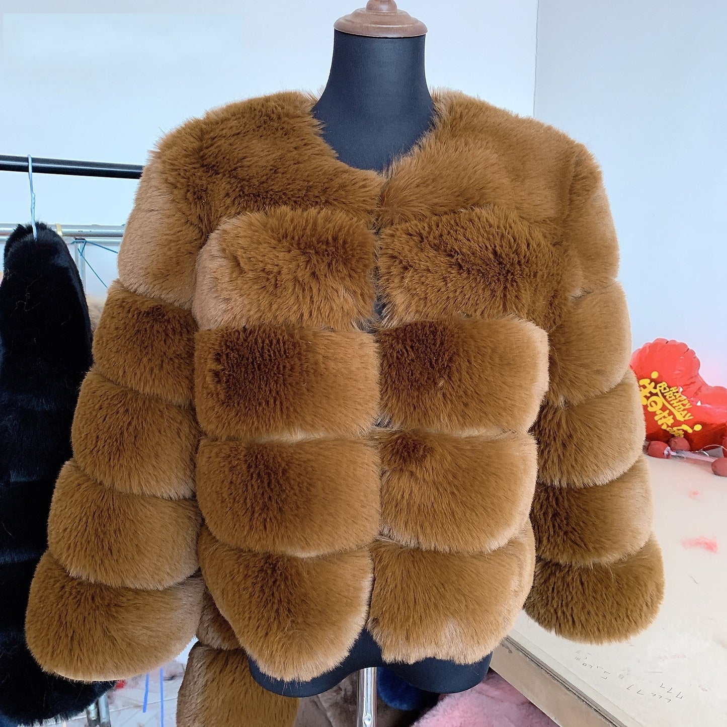 Warm Leisure Stitching Women's Faux Fox Coat