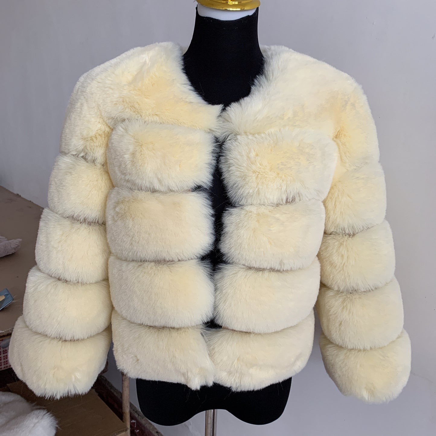 Warm Leisure Stitching Women's Faux Fox Coat